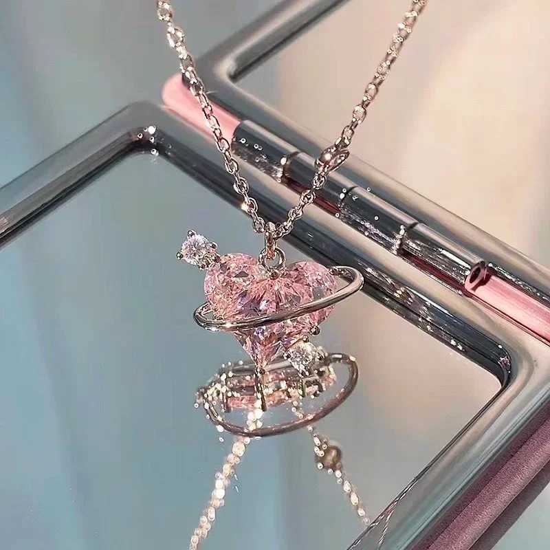 Fashion Pink Planet Heart Zircon Necklace Women Charm Aesthetic Clavicle Chain Necklace Valentines Day Gift Party 2024 Jewelry XJ250604