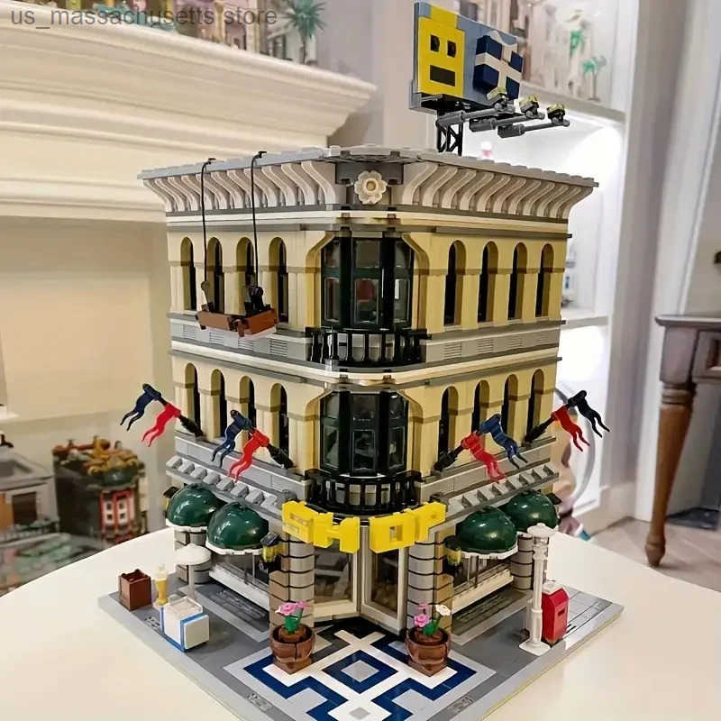 Creator Expert street view Architecture Grand Emporium Design Building Blocks bricks Model 10211 15005 set gifi 2182Pcs y2506046B4W