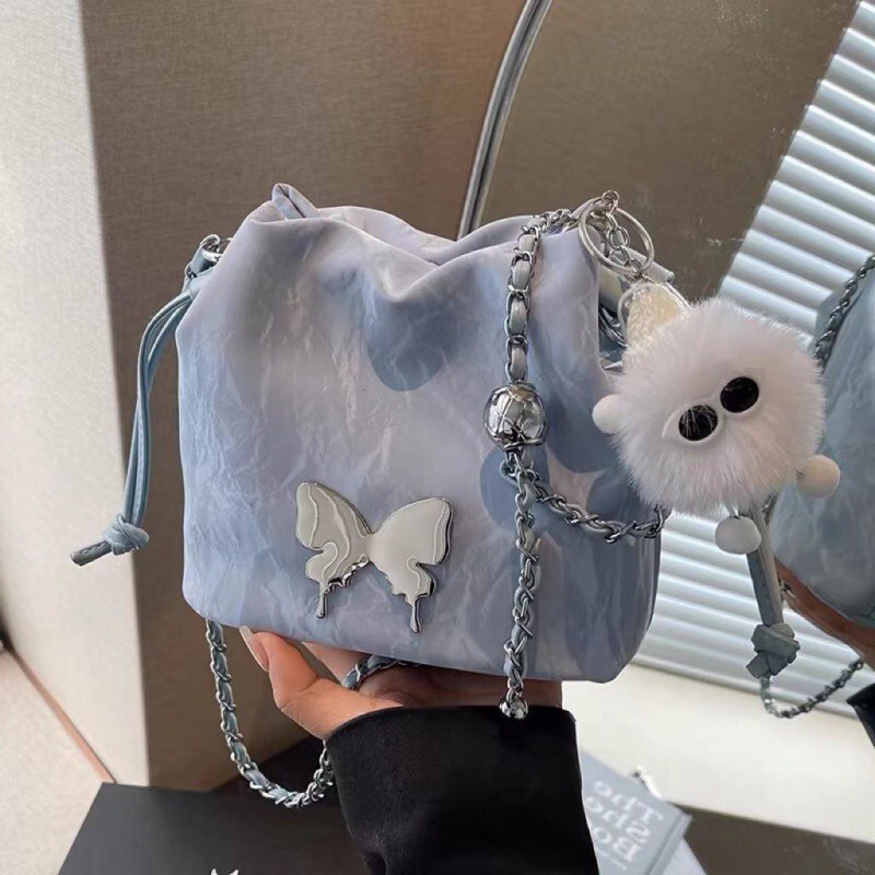 Summer women's small bag new design sense niche designer chain crossbody bag fashionable hot water bucket bag shoulder bag