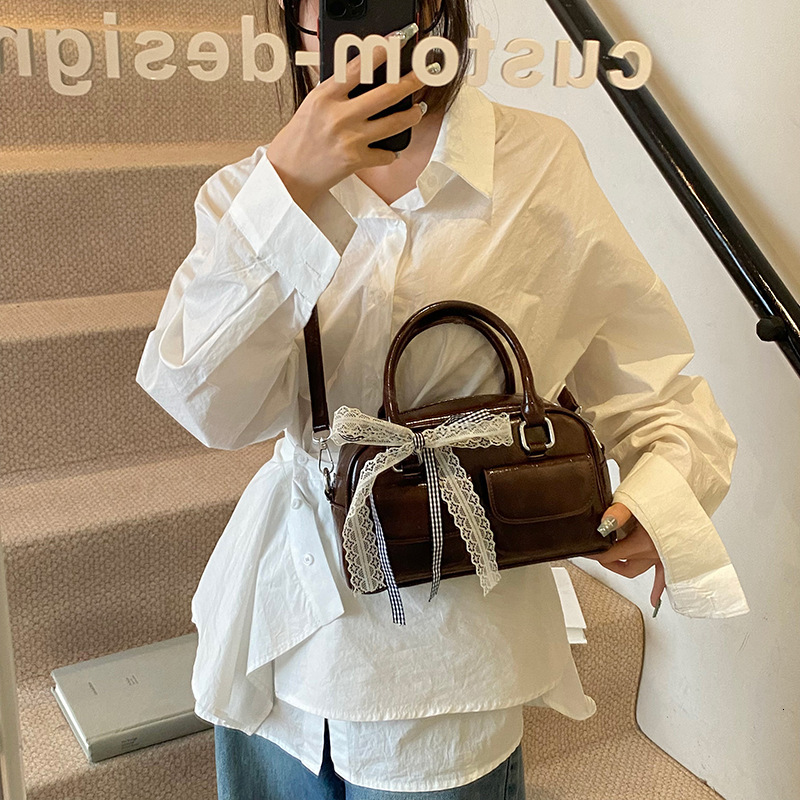 designer Casual Handheld Boston Bag for Women 2025 New Korean Version Simple Versatile Bowknot Single Shoulder Crossbody Bag