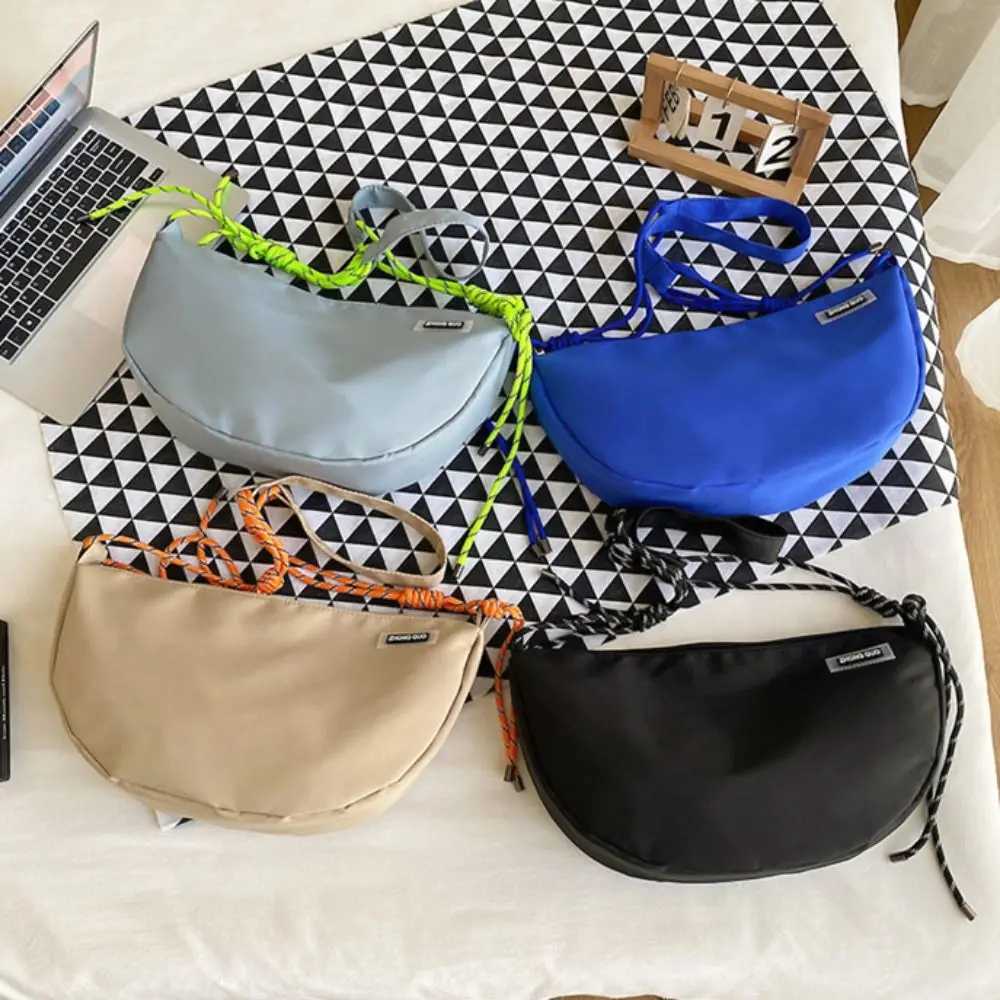 Half-moon Shape Nylon Crossbody Bag Solid Color Waterproof Dumpling Shoulder Bag Zipper Large Capacity Sports Message BagXJ250604
