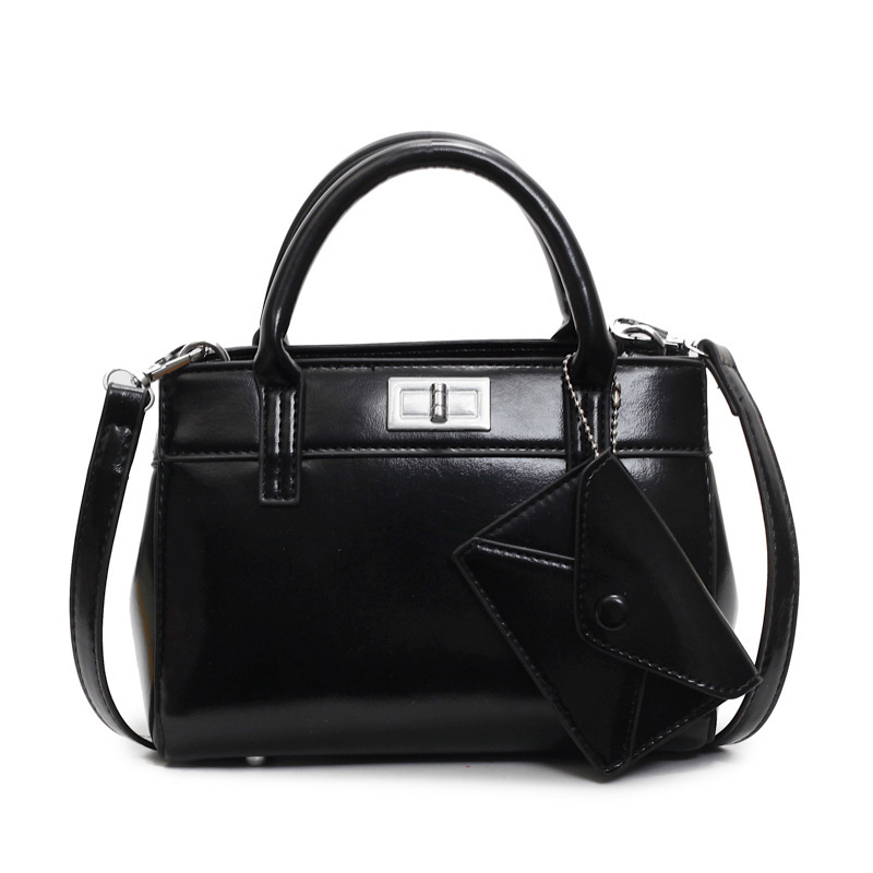 designer High-end Niche Handbag for Women 2025 New Spring/Summer Versatile Crossbody Bag Trendy Simple Tote Bag Bucket Bag