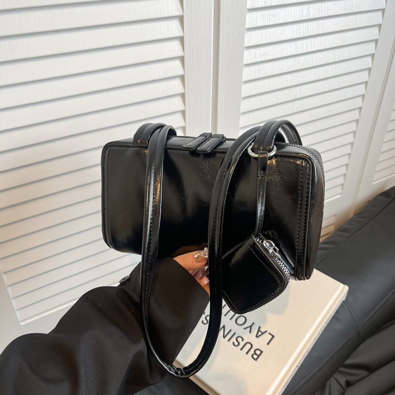 designer Vintage Oil Wax Leather Small Bag for Women 2025 New Fashion Versatile Shoulder Underarm Bag High-end Commuter Handbag