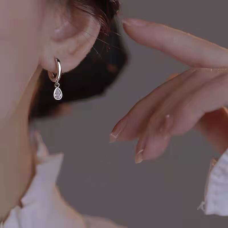 Fashion earrings 925 pure silver jewelry Moissanite earrings water drop shape hoop earrings ladies jewelry