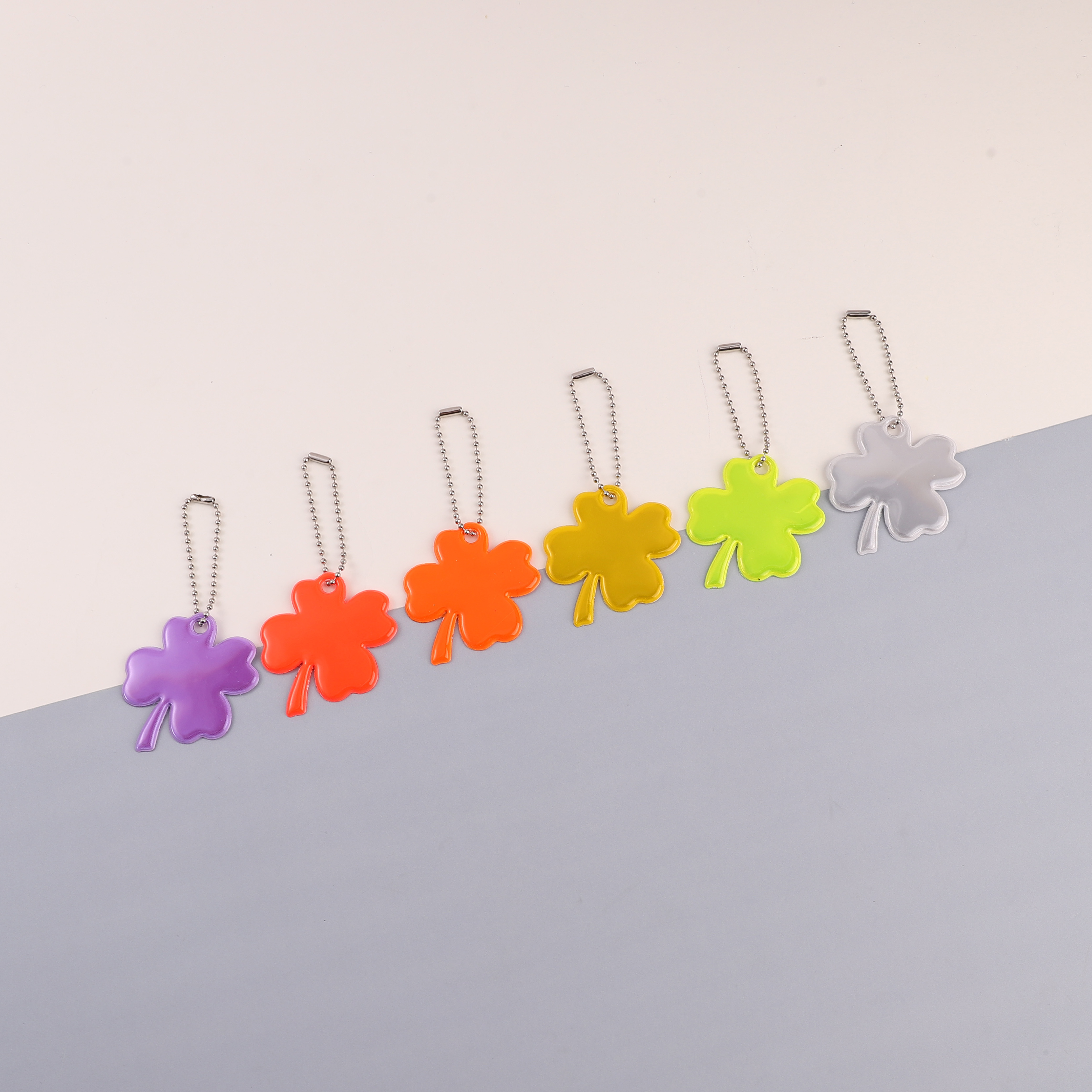 Four Leaf Clover Shape Night Light Creative Decorative Pendant - Multiple Colors for Various Styles