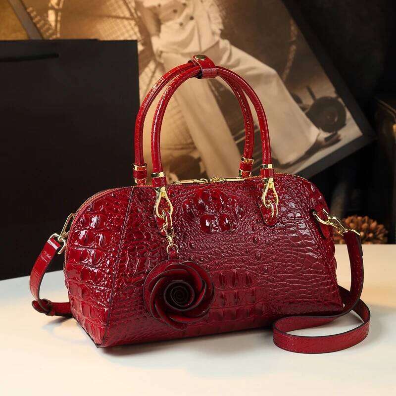 Brand Genuine Leather Women Crocodile Pattern Women's Handbag Fashion Tassel Shoulder Messenger Bag Portable Pillow Bags