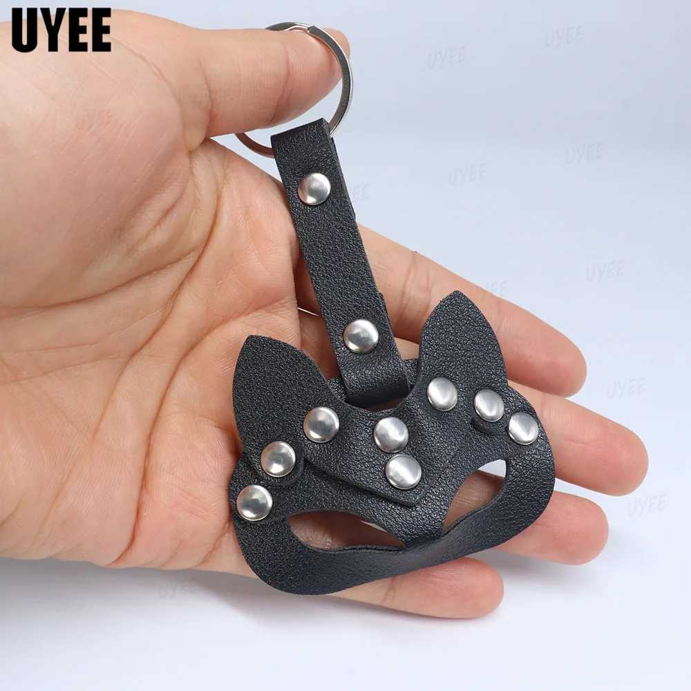 UYEE Handmade Punk Fox Keychain PU Leather Metal Rivet Ladies Car Keychain Pendant Luxury Design Decoration for Bag Couples Gift M250604