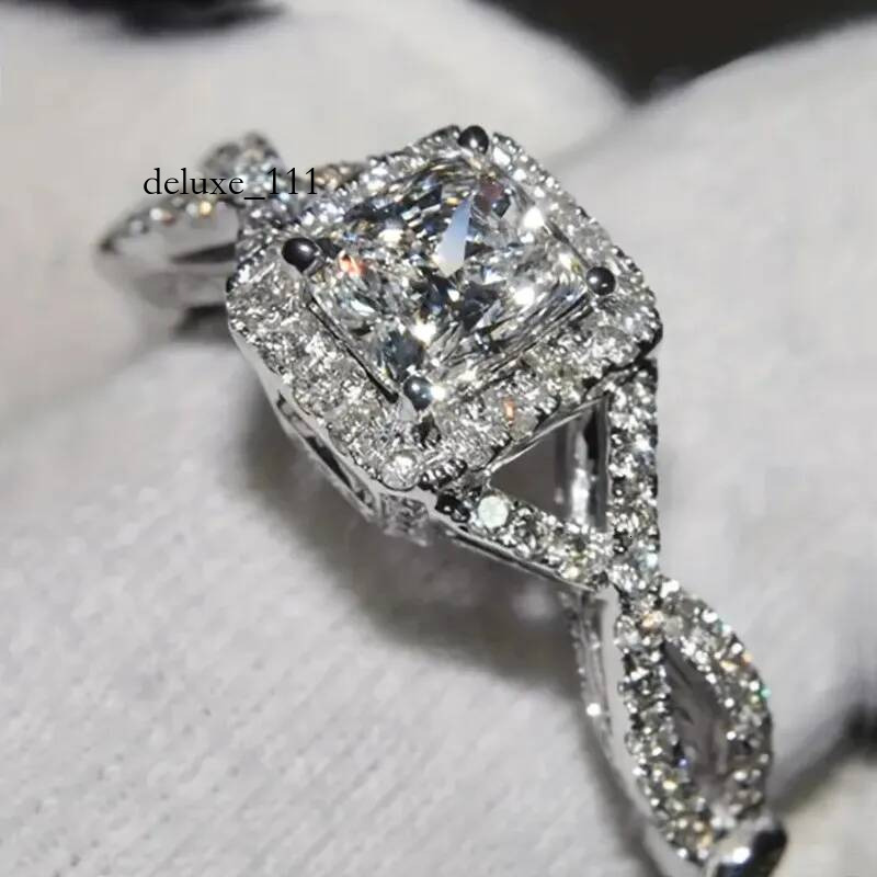 Ins Top Sell Elegant Wedding Rings Jewelry Sterling Sier Fill Princess Cut 5A Zircon CZ Dia Promise Party Women Cross Band Ring For Mother Gift