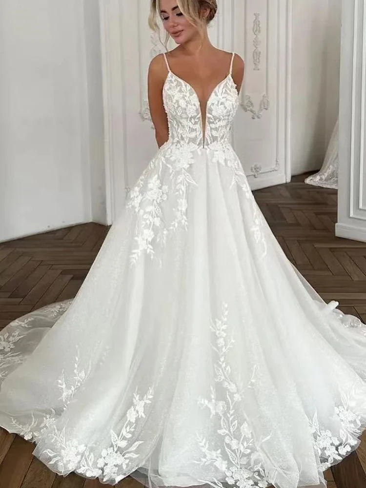 Glitter Lace Appliques Boho Wedding Dresses Deep V-neck Spaghetti Straps Summer Beach Bridal Gowns A-line Court Train Sleeveless Vestido De Novia
