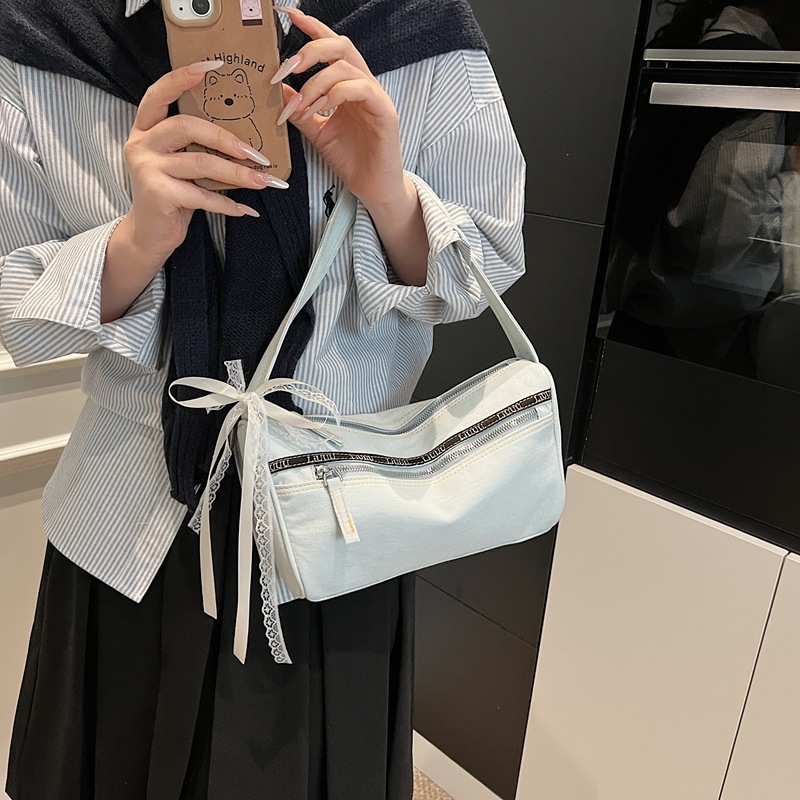 designer Niche High-End Denim Handheld Underarm Bag for Women 2025 New Retro Versatile Handbag Shoulder Underarm Bag