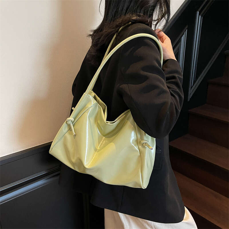 Minimalist Large Capacity for Women 2025 New Fashion Versatile Tote Niche High-end Shoulder Bag