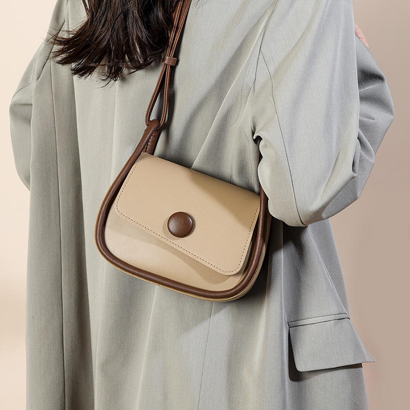 Top quality Brand High Quality New Style Women 2025 New Versatile Fashion High-Quality Niche Crossbody Bag Shoulder Small Square Bag New Free Delivery