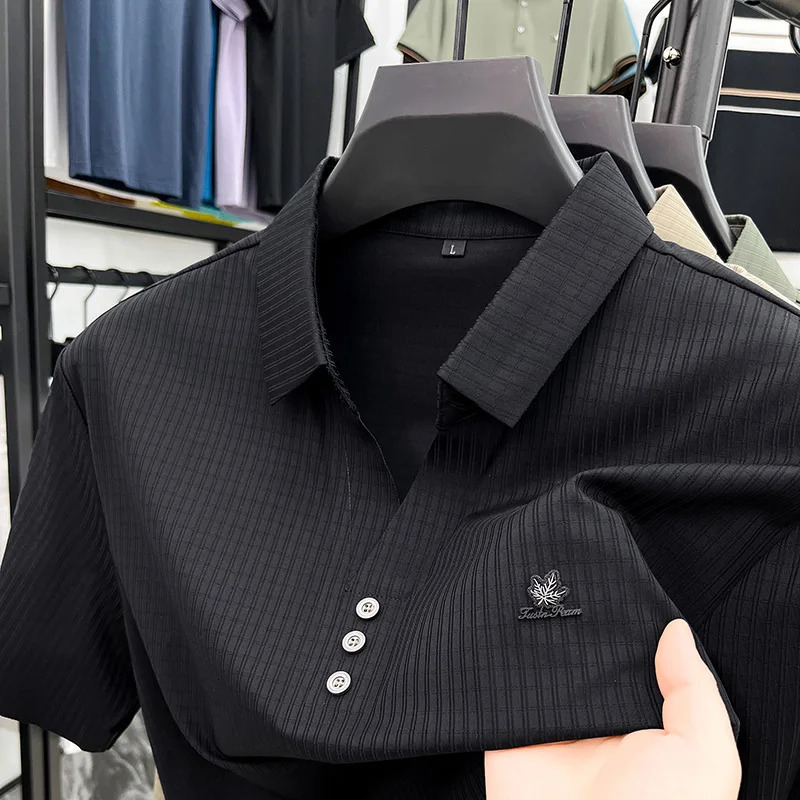 Personality plaid jacquard short sleeve polo shirt men trend embroidery unique button Vneck n fashion Tshirt 250604Z