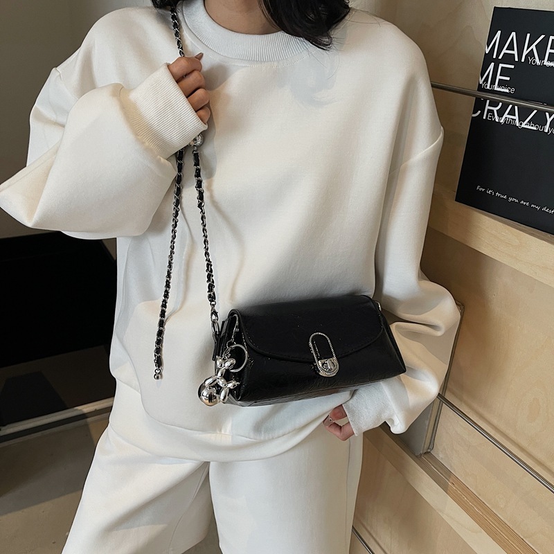 designer High-End Underarm Bag for Women 2025 New Trend Summer Crossbody Small Bag Fashion Simple Chain Bag Small Square Bag