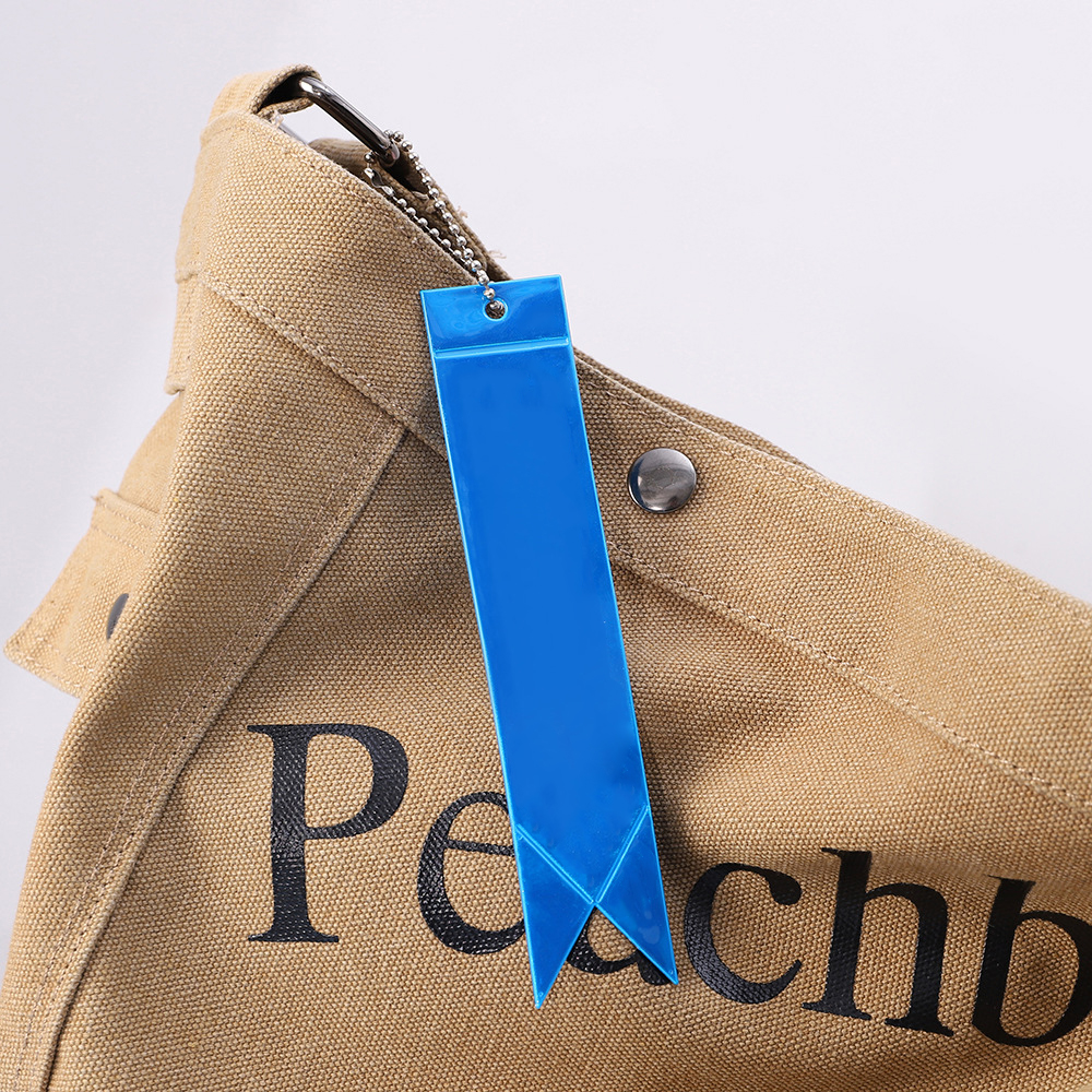 Reflective Bicycle & Backpack Pendant for Enhanced Nighttime Visibility Up To 200 Meters