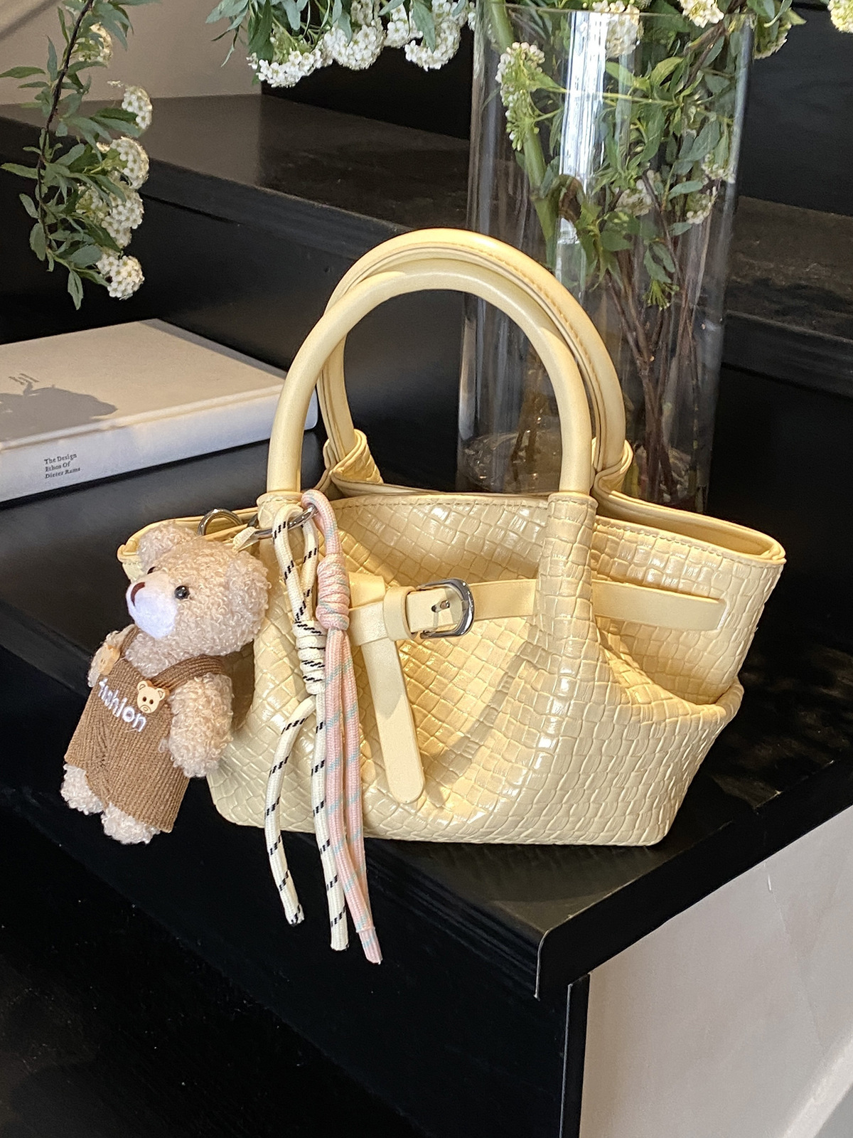 designer Korean Niche Handwoven Bag for Women 2025 New Trend Spring Fashion Basket Bag Versatile Crossbody Bag