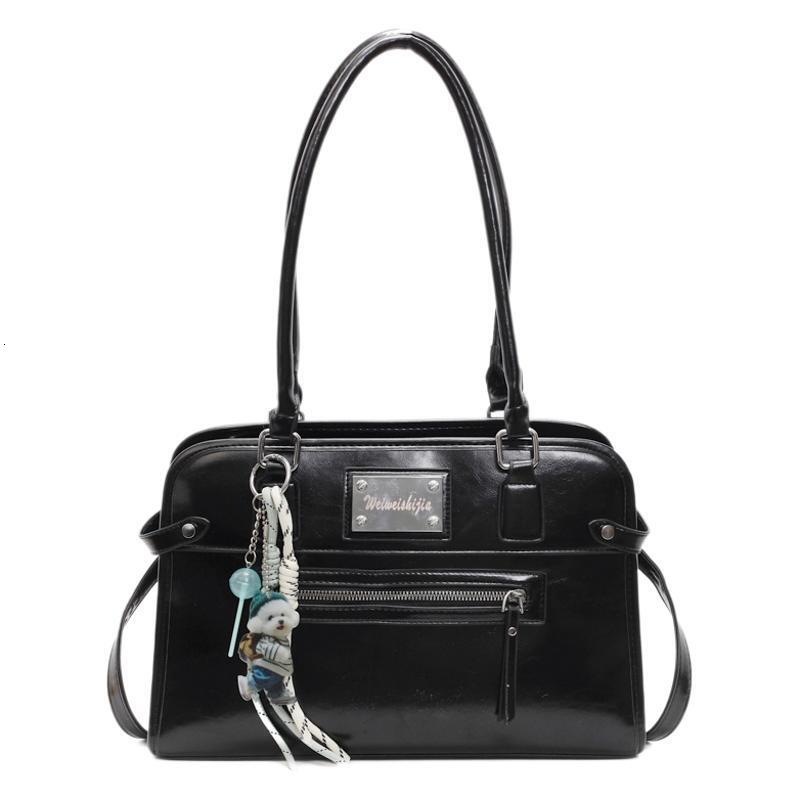 designer Vintage Trend Large Capacity Underarm Bag for Women 2025 New High-end Shoulder Bag Simple Stylish Commuter Crossbody Bag