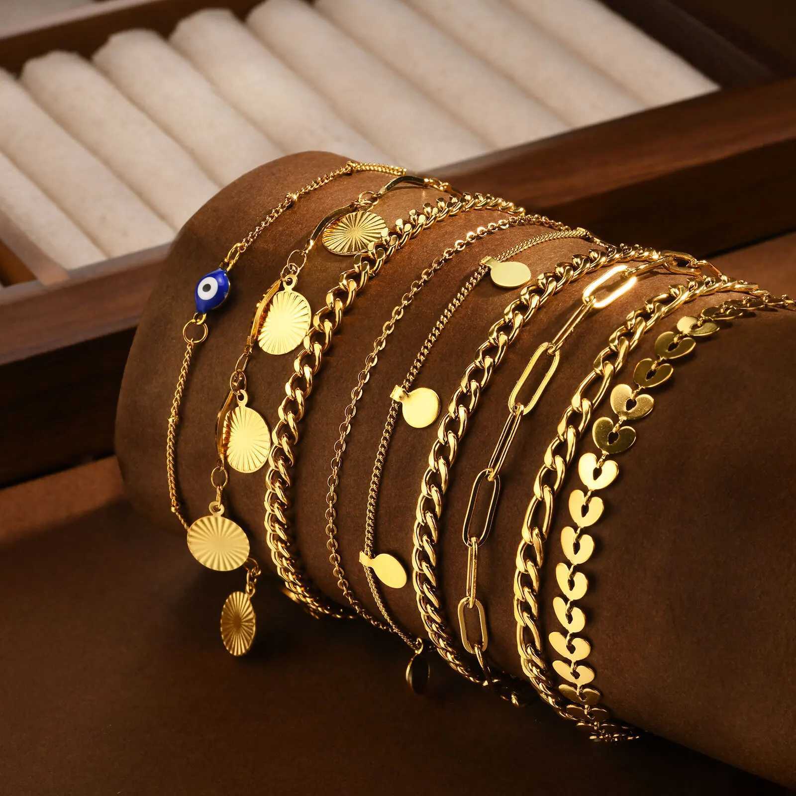 Vnox Charm Anklet For Women Girls Stainless Steel Heart Round Accessories Gold Color Chain Anklet Bracket Summer Beach Jewelry W250604