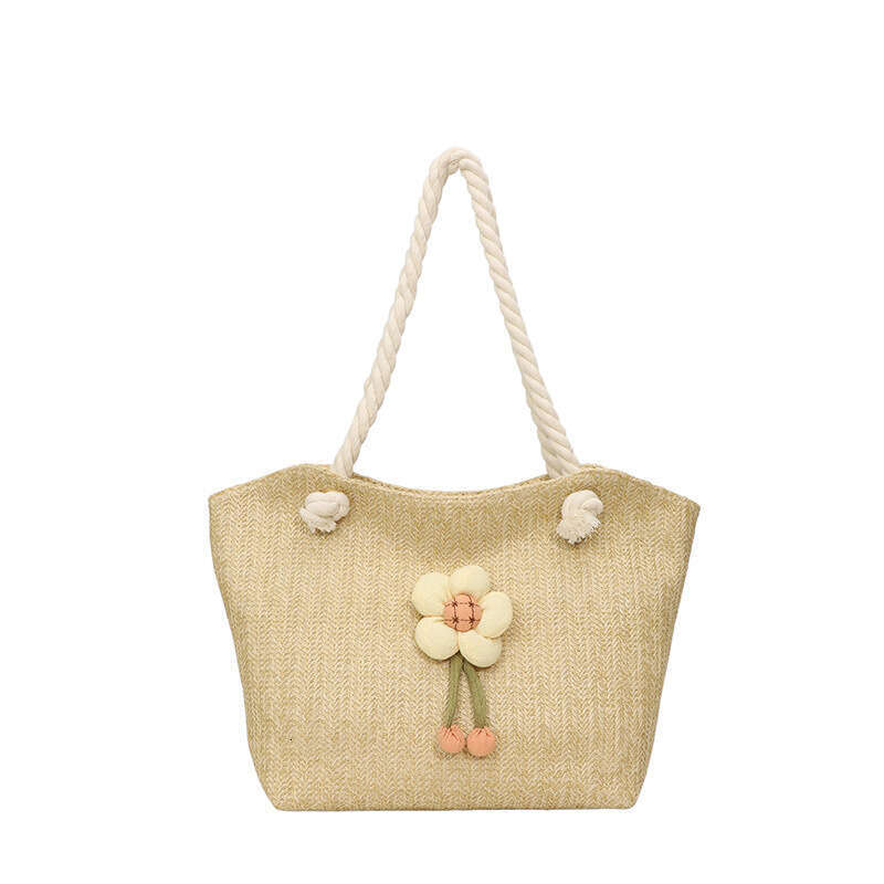 Trendy Large Capacity Woven for Women 2025 New Single Shoulder Fashion Straw Beach Casual Tote Bag