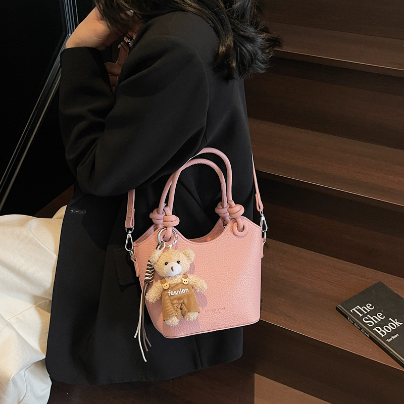 designer Lychee Pattern Fashion Casual Bucket Bag for Women 2025 New Trendy Shoulder Bag for Work Commute Stylish Crossbody Bag