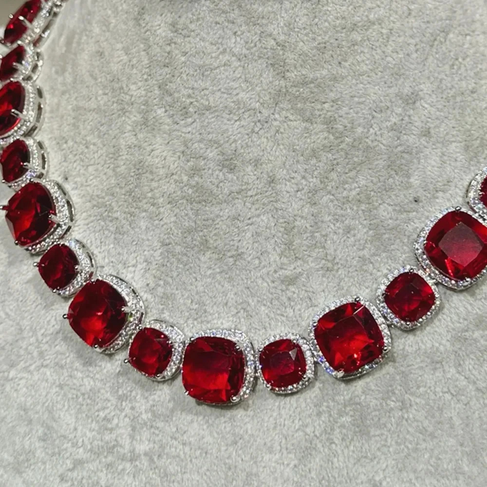 Fashion Red Square Crystal Necklace Earrings Set Party 2024 Trend Large Bridal Jewelry Set for Women Decoration 250530