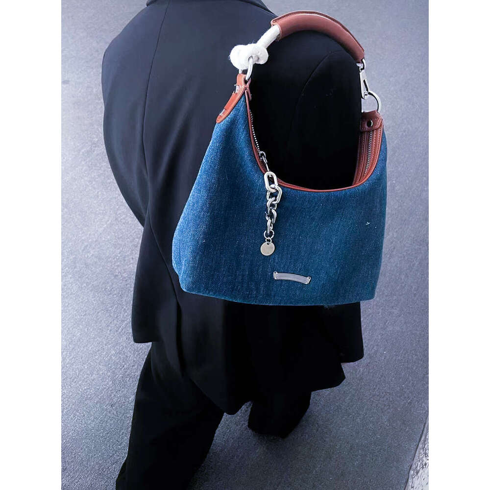 Hong Kong Style Retro Denim Tote for Women 2025 High-end Niche Underarm Single Shoulder Crossbody Bag New Casual Versatile Fashion Clothing