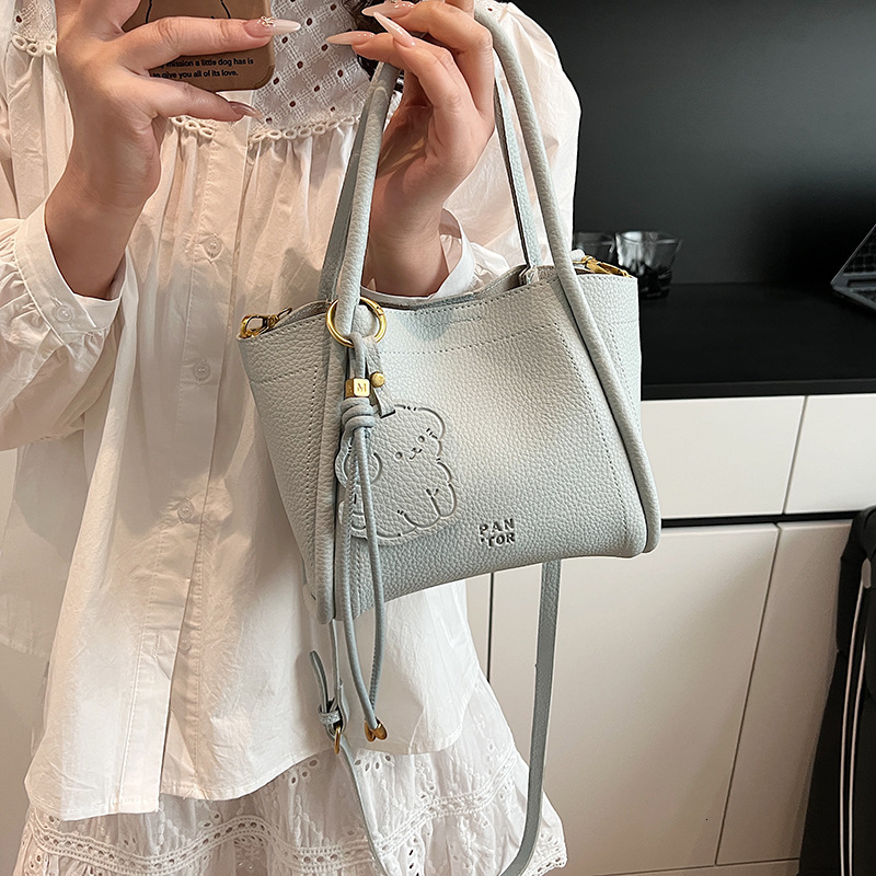 designer Korean Style Simple Basket Bag for Women 2025 Spring Summer New Fashion Versatile High-end Handbag Shoulder Crossbody Bag