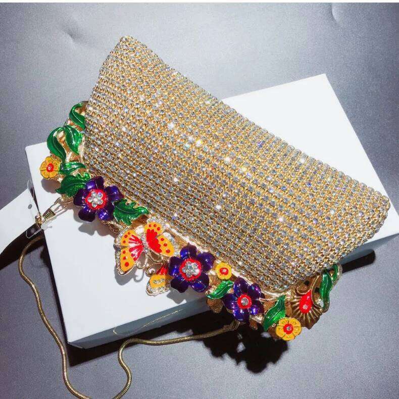 Women Daisy Butterfly Evening Bag Formal Party Elegant Sparkling Crystal Clutch Purses Bride And Bridesmaid Handbag