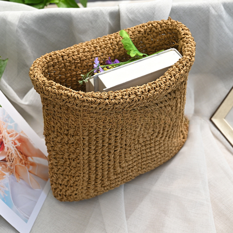 Single shoulder armpit bag, urban light luxury minimalist style, French light luxury pure handmade woven bag designer, large capacity women's sho