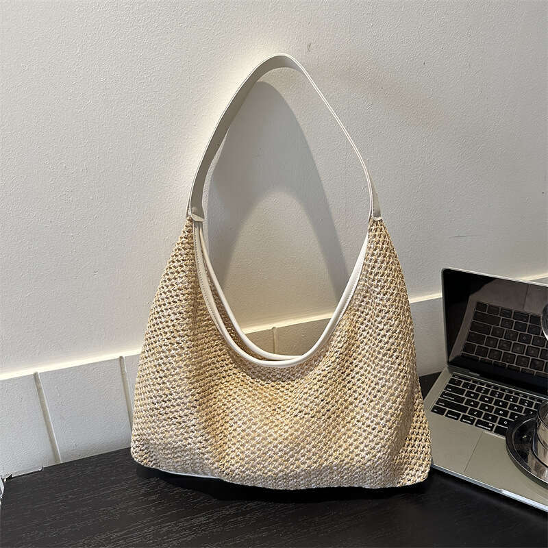 Trendy Woven for Women 2023 New Fashionable Tote Straw Large Capacity Shoulder Bag