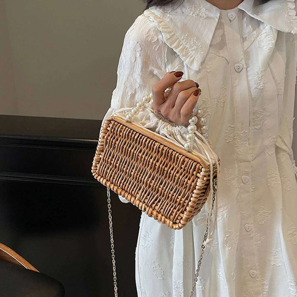 Women's Bags Designer Bohemian Woven Straw Basket Pearls Beaded Rattan Bags For Women Handbag Summer Travel Beach Shoulder Crossbody Bag Box Purs