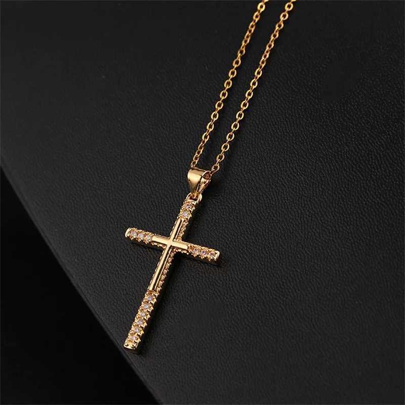 Classic Charm Jesus Cross Necklace Exquisite Retro Personality Versatile Stainless Steel Banquet Lucky Clavicle Chain XJ250604