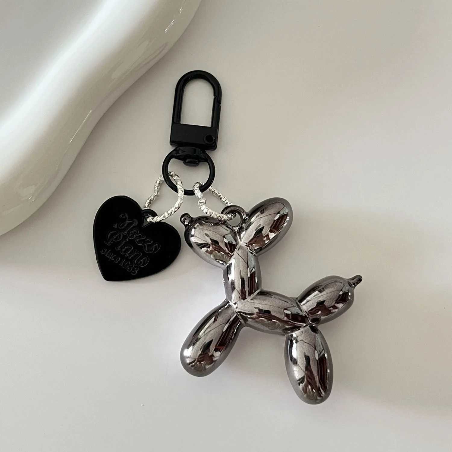 Cute Fashion Keychain Balloon Dog Keychains for Women Bag Pendant Charms Jewelry Girls Car Key Chain Decoration Accessories W250604