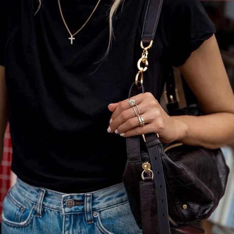 2025 Design Pleated Cowhide Shoulder Bags Women Casual Fashion Soft Tote Elegant Commute Handbag Crossbody Bag Female