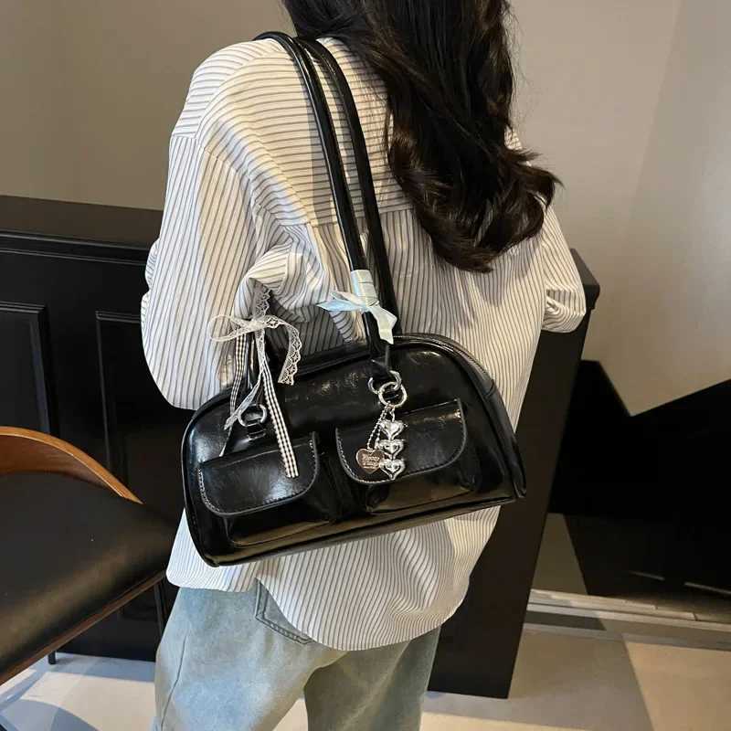 Retro Bowling Bag Womens High-End Pure Color Korean Style Single Shoulder Boston Bag Versatile for All Occasions Crossbody Bag XJ250604
