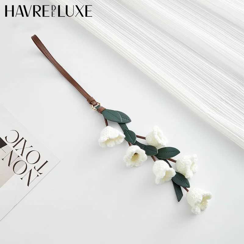 White Lily of the Valley Bag Charm Handmade Cowhide Woven Flower Pendant Knitted High-end Bag Accessories W250604