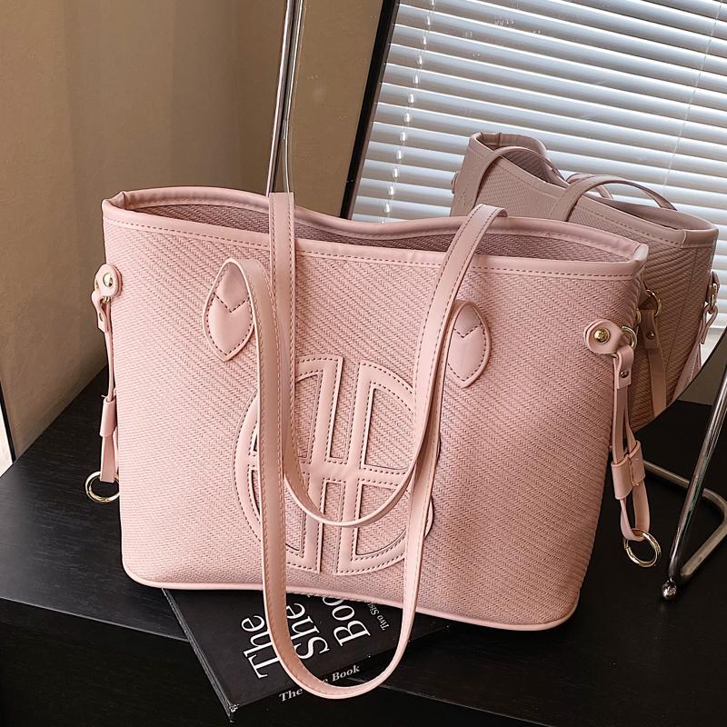 Hot free shipping designer bags for womens pink blue black brown Large capacity casual and fashionable versatile shoulder bag
