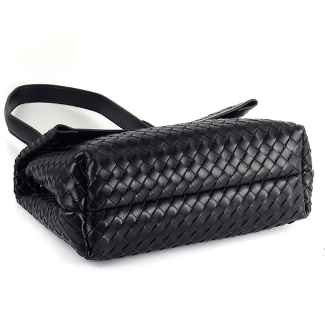 Real leather women's new woven rectangular bag with retro texture under the armpit shoulder crossbody bag designer shoulder bag