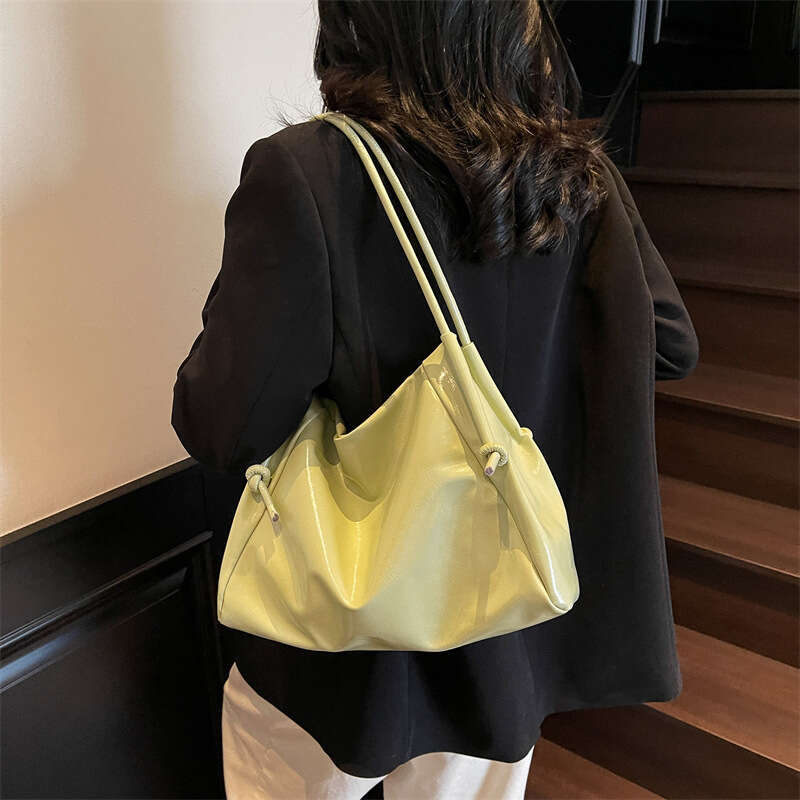 Minimalist Large Capacity for Women 2025 New Fashion Versatile Tote Niche High-end Shoulder Bag