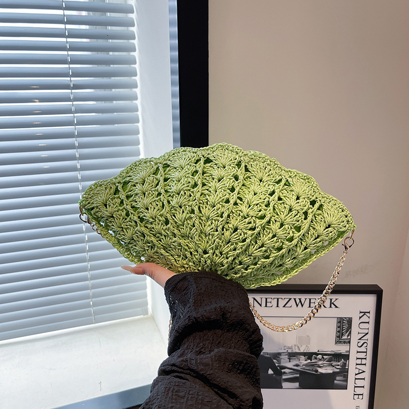 designer Shell Crossbody Straw Bag 2025 New Fashion Hollow Fan-shaped Straw Woven Bag for Women Beach Vacation Beach Bag