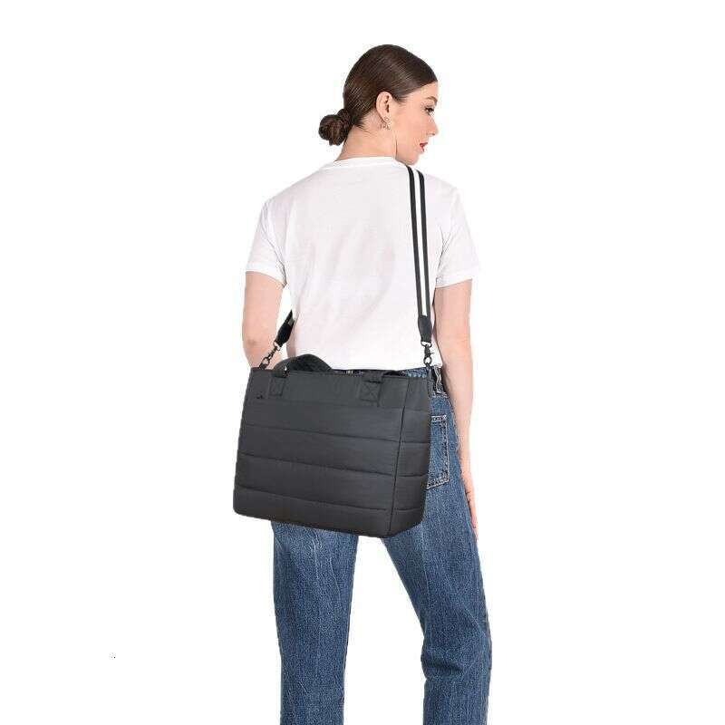 Hot Selling Fluffy Large Capacity Shoulder Tote Handbag Women's Bag Customizable