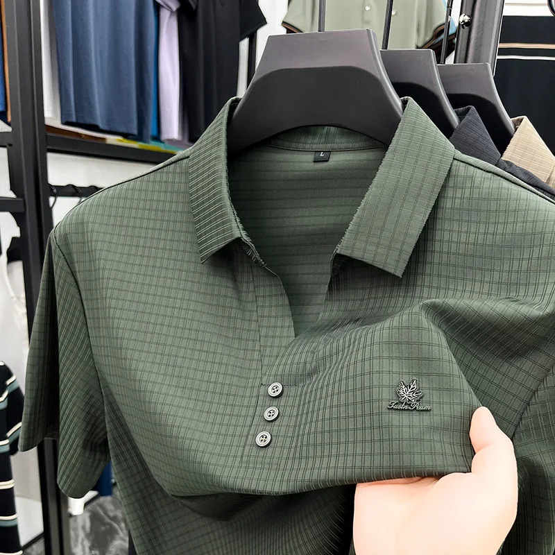 Personality plaid jacquard short sleeve polo shirt men trend embroidery unique button Vneck n fashion Tshirt 250604Z