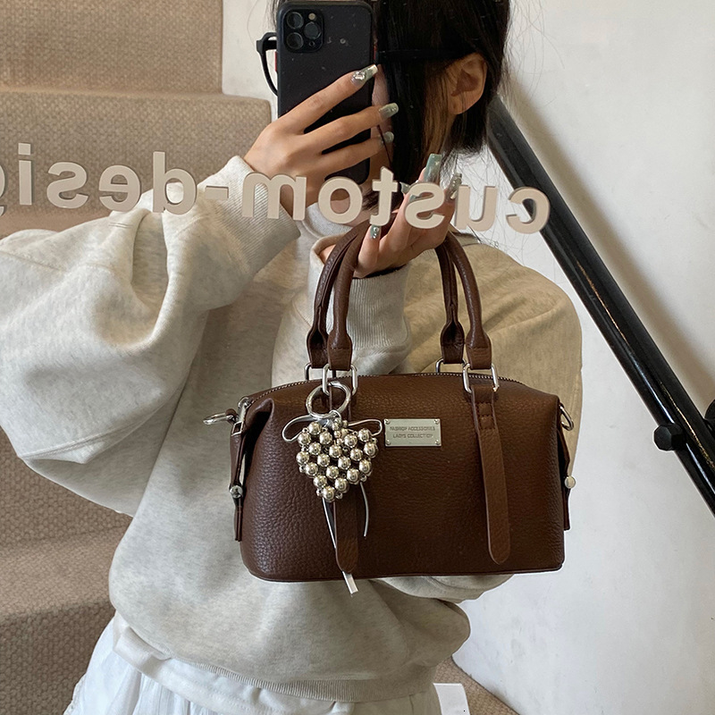 designer High-End Handbag for Women 2025 New Fashion Simple Casual Versatile Fashionable Shoulder Crossbody Bowling Bag