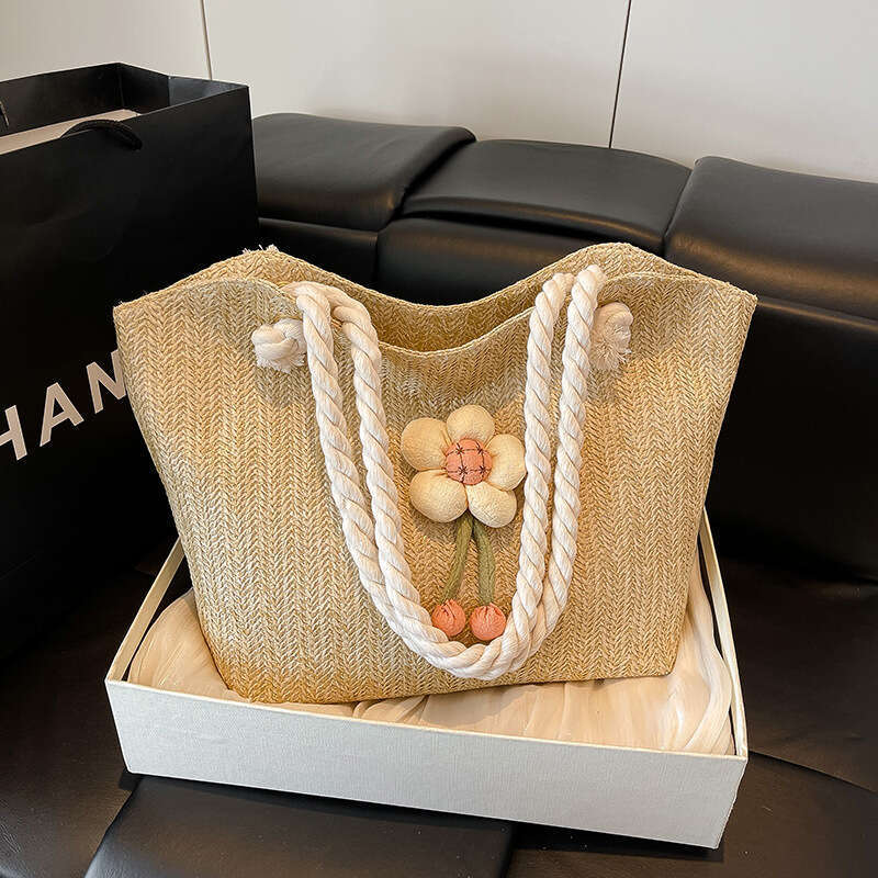 Trendy Large Capacity Woven for Women 2025 New Single Shoulder Fashion Straw Beach Casual Tote Bag