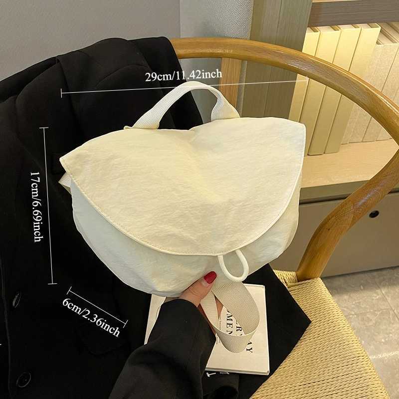 Ladies Single-shoulder Bag Large-capacity Crossbody Dumpling Bag Nylon Niche Design Versatile and High-end Chest Bag XJ250604