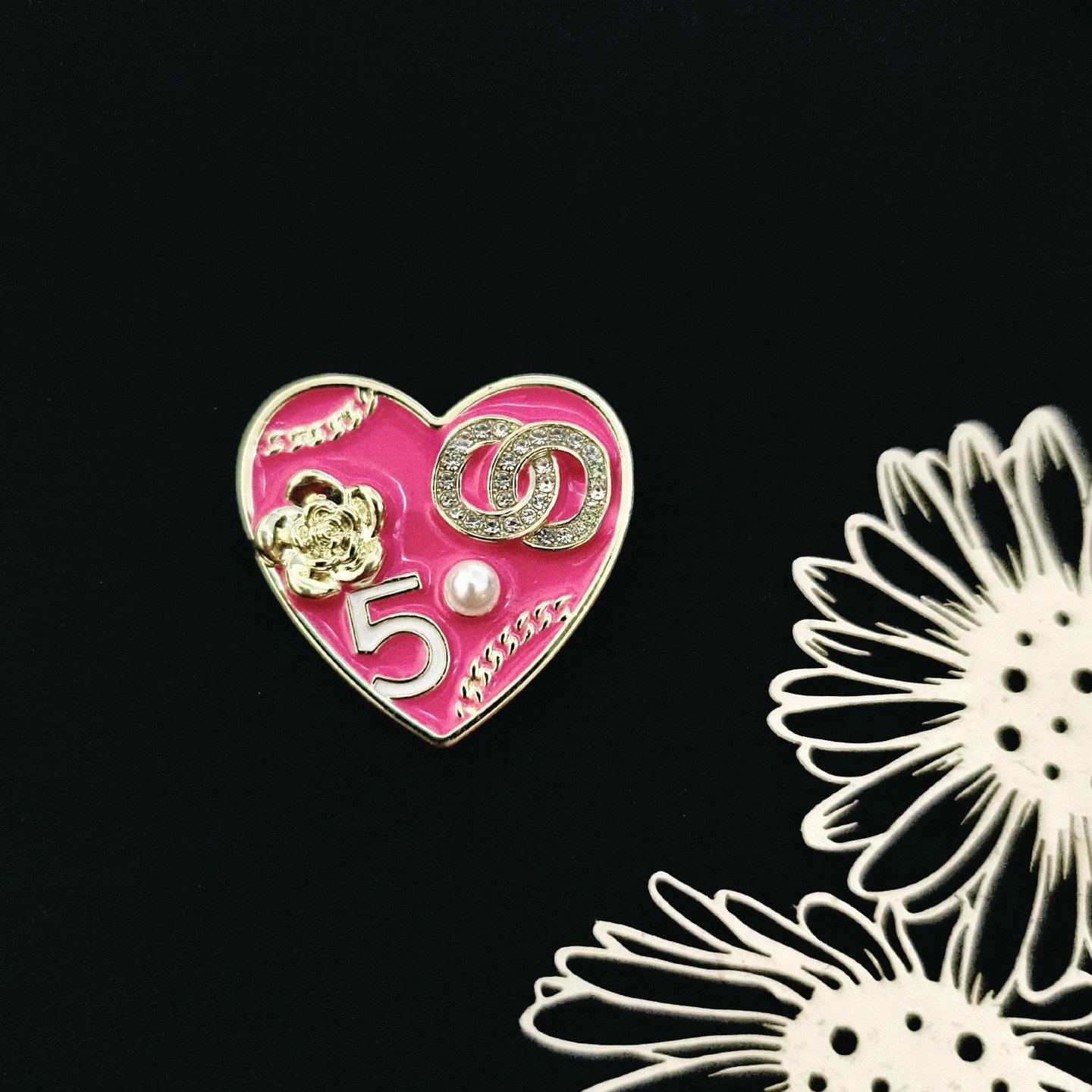 Loves Heart Gold Plated Designer Jewelry Women Brand Brooches Fashion Womens Mens Brooch Party Gift High Quality