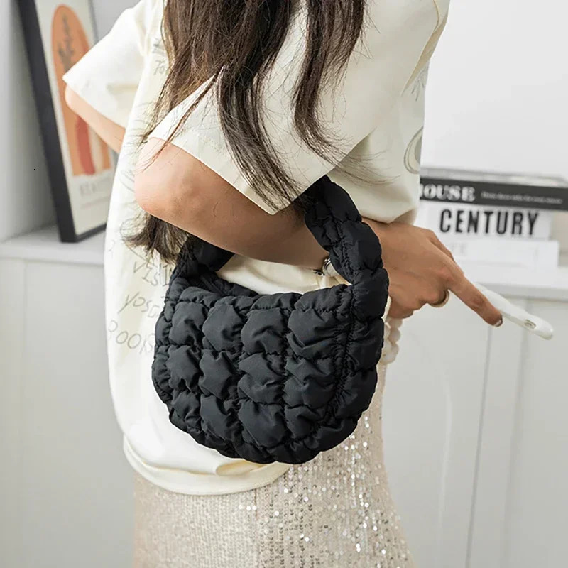 Mini Puffer Tote Bag Soft Nylon Padded Key Pouch Fashion Quilted Circle Phone Purse Elegant Purple Simple Trend Handbag 250530