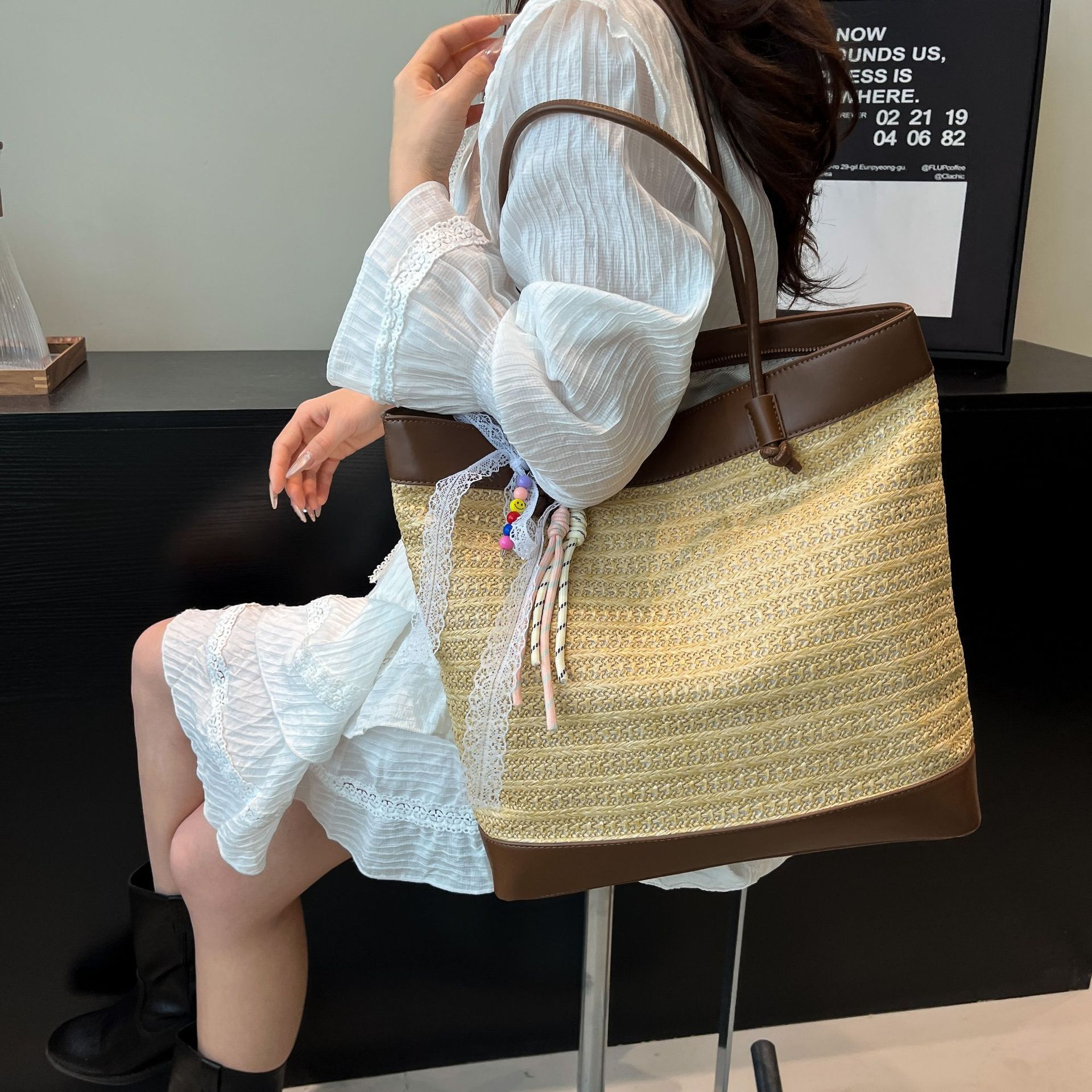 designer Straw Woven Bag for Women 2025 New Summer Large Capacity Beach Vacation Travel Commuter Handbag Shoulder Tote Bag