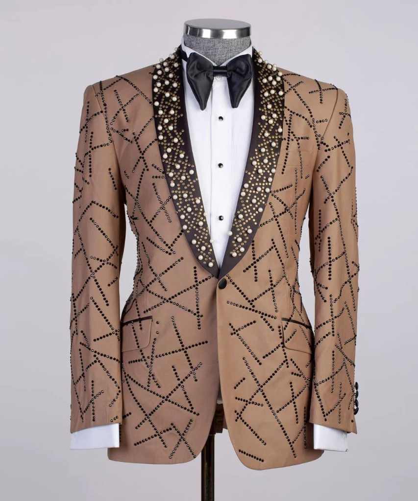 One Piece Handsome Beaded Wedding Tuxedos Set Jacket Pants One Button Men Suit Appliques Beaded Elegant Customized Groom Wear Party Suits