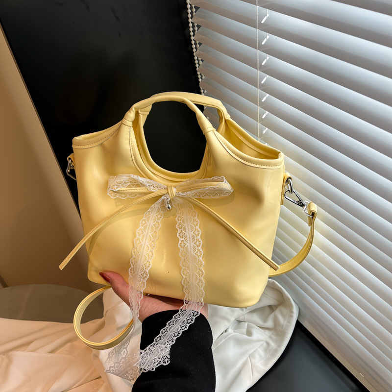 designer High-End Handbag for Women 2025 New Trendy Fashion Casual Shoulder Bag Commuter Crossbody Bucket Bag